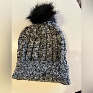 Lululemon toque one size